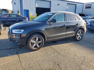 Audi Q3 PREMIUM PLUS 2.0L 4 2015