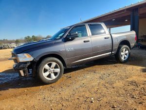 RAM 1500 ST 5.7L 8 2014