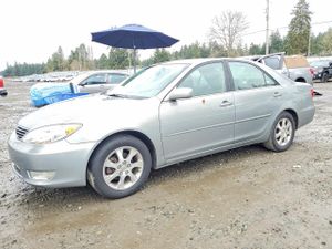 Toyota Camry LE 2.4L 4 2005