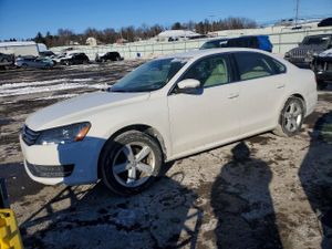 Volkswagen Passat SE 2.5L 5 2013