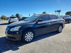 Nissan Sentra S 1.8L 4 2015