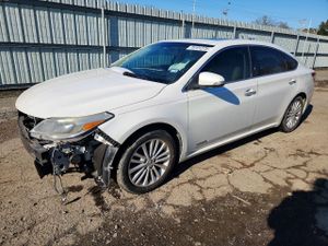 Toyota Avalon HYBRID 2.5L 4 2013