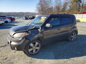 Kia Soul + 2.0L 4 2010