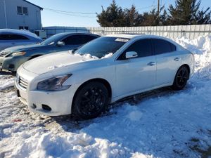 Nissan Maxima S 3.5L 6 2014