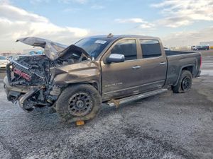 GMC Sierra K2500 DENALI 6.6L 8 2015
