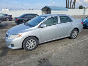 Toyota Corolla BASE 1.8L 4 2010