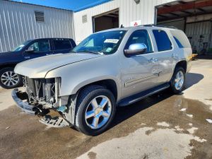 Chevrolet Tahoe C1500 LS 5.3L 8 2011