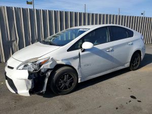 Toyota Prius 1.8L 4 2013