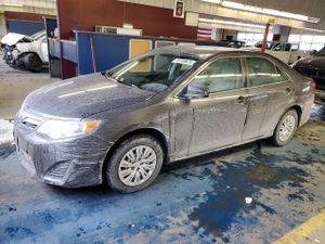 Toyota Camry L 2.5L 4 2013