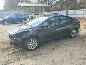 Hyundai Elantra SE 1.8L 4 2015