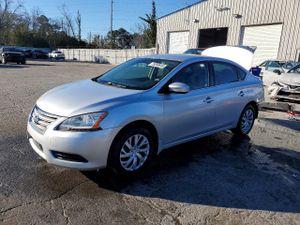 Nissan Sentra S 1.8L 4 2015