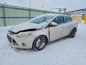Ford Focus SE 2.0L 4 2013