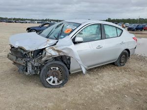 Nissan Versa S 1.6L 4 2012