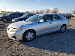 Toyota Camry BASE 2.5L 4 2011