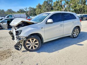Mitsubishi Outlander SE 2.0L 4 2012