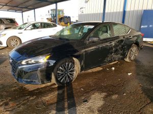 Nissan Altima SV 2.5L 4 2025