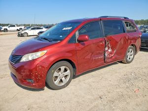 Toyota Sienna 3.5L 6 2013