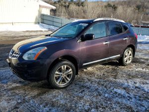 Nissan Rogue S 2.5L 4 2013