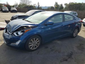 Hyundai Elantra SE 1.8L 4 2015