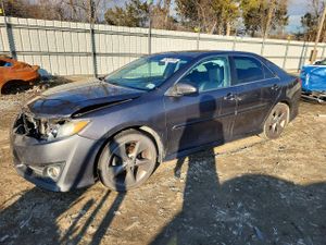 Toyota Camry L 2.5L 4 2014