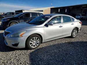 Nissan Altima 2.5 2.5L 4 2015