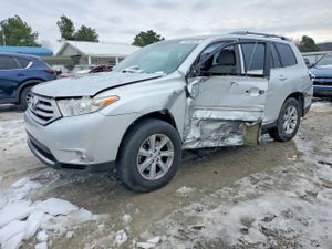 Toyota Highlander BASE 3.5L 6 2013