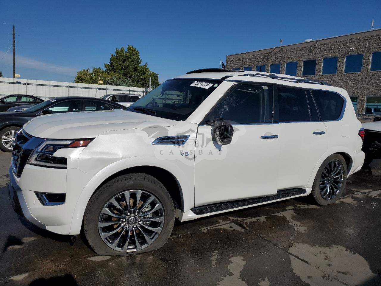 Nissan Armada PLATINUM 5.6L  8 2022