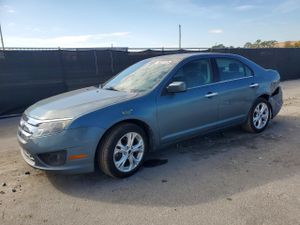 Ford Fusion SE 2.5L 4 2012