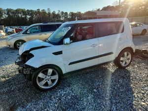 Kia Soul 2.0L 4 2011