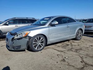 Volvo C70 T5 2.5L 5 2011