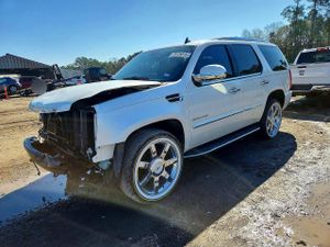 Cadillac Escalade LUXURY 6.2L 8 2011