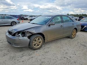 Toyota Camry LE 3.0L 6 2005