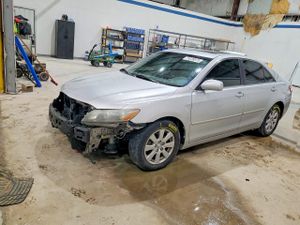 Toyota Camry LE 3.5L 6 2007