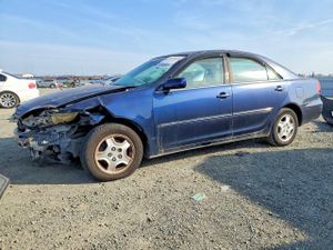 Toyota Camry LE 2.4L 4 2002