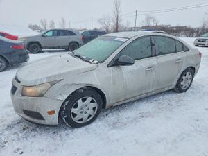 Chevrolet Cruze LS 1.8L 4 2011