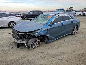 Mercedes-Benz CLA 250 2.0L 4 2014