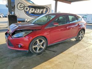 Ford Focus TITANIUM 2.0L 4 2013