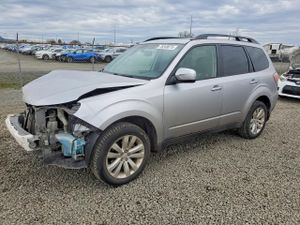 Subaru Forester 2.5X PREMIUM 2.5L 4 2013