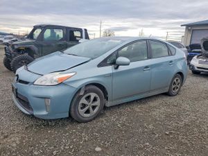 Toyota Prius 1.8L 4 2013