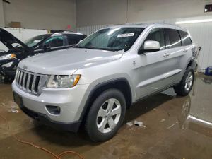 Jeep Grand Cherokee LAREDO 5.7L 8 2012