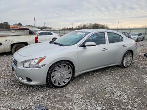 Nissan Maxima S 3.5L 6 2011