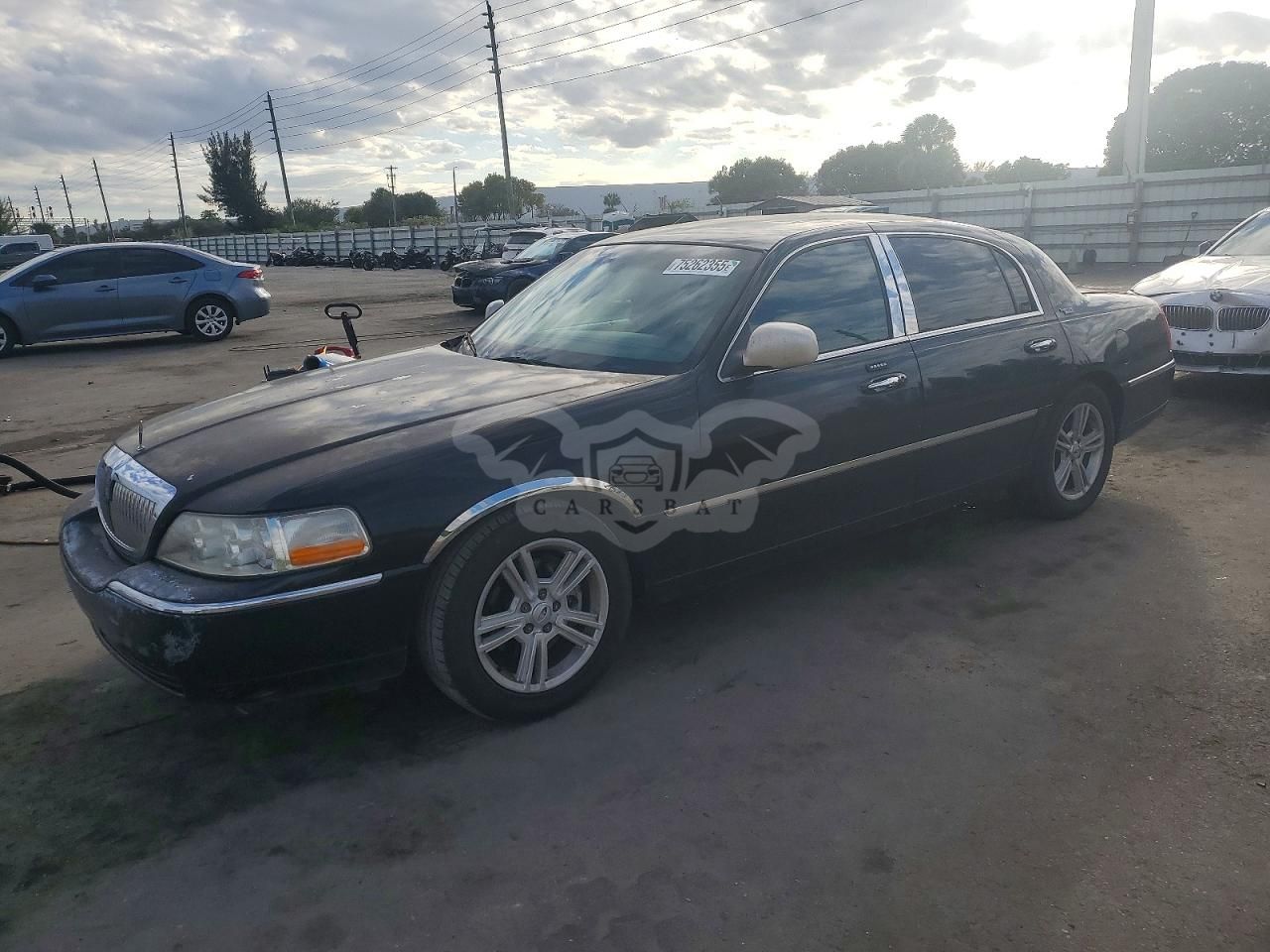 Lincoln Town Car SIGNATURE LIMITED 4.6L 8 2007