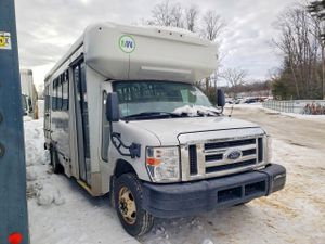 Ford Econoline E350 SUPER DUTY CUTAWAY VAN 6.2L 8 2019