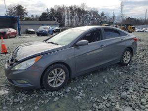 Hyundai Sonata GLS 2.4L 4 2013