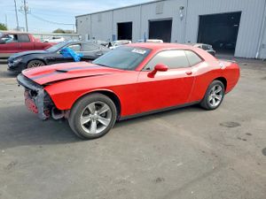 Dodge Challenger SXT 3.6L 6 2015