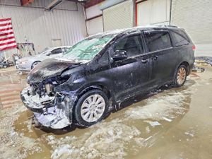 Toyota Sienna XLE 3.5L 6 2011