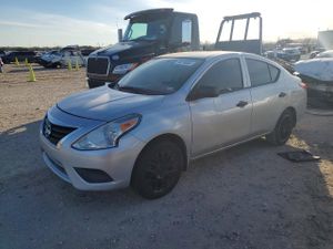 Nissan Versa S 1.6L 4 2015