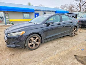 Ford Fusion SE 2.0L 4 2015