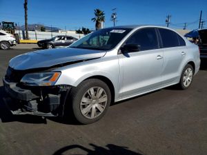 Volkswagen Jetta BASE 2.0L 4 2012