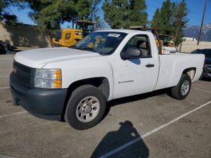 Chevrolet Silverado 1500 C1500 4.3L 6 2013